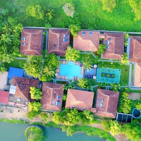 Ranna 212 Beach Resort Kahandamodara Ngoại thất bức ảnh