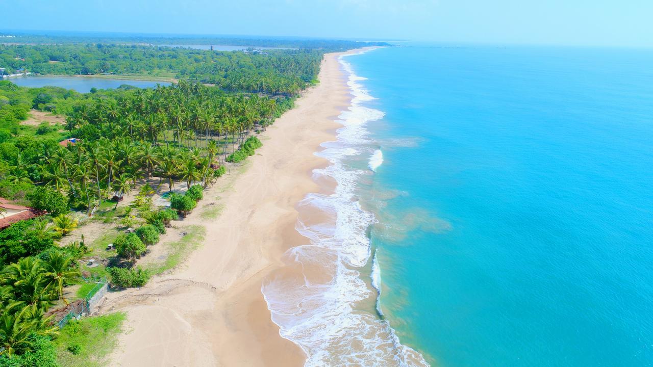 Ranna 212 Beach Resort Kahandamodara Ngoại thất bức ảnh