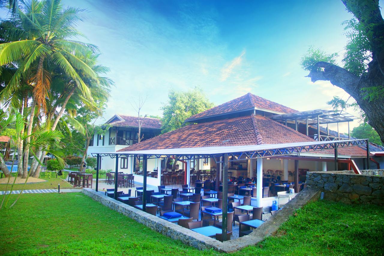 Ranna 212 Beach Resort Kahandamodara Ngoại thất bức ảnh