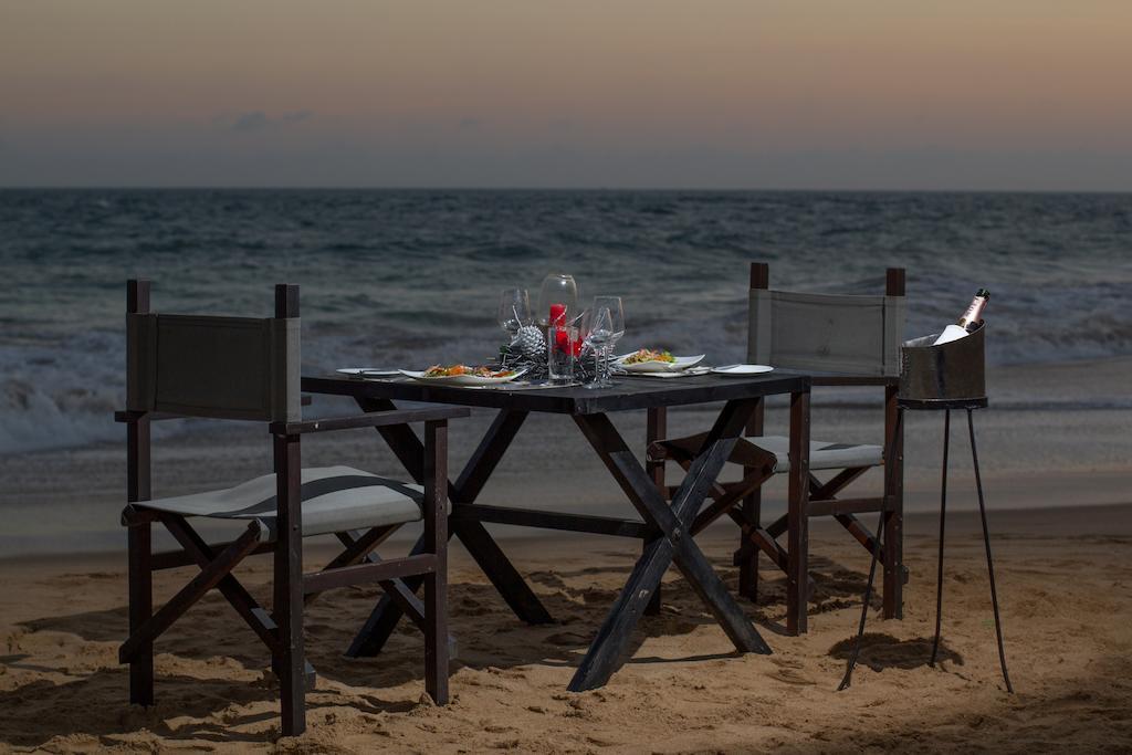 Ranna 212 Beach Resort Kahandamodara Ngoại thất bức ảnh